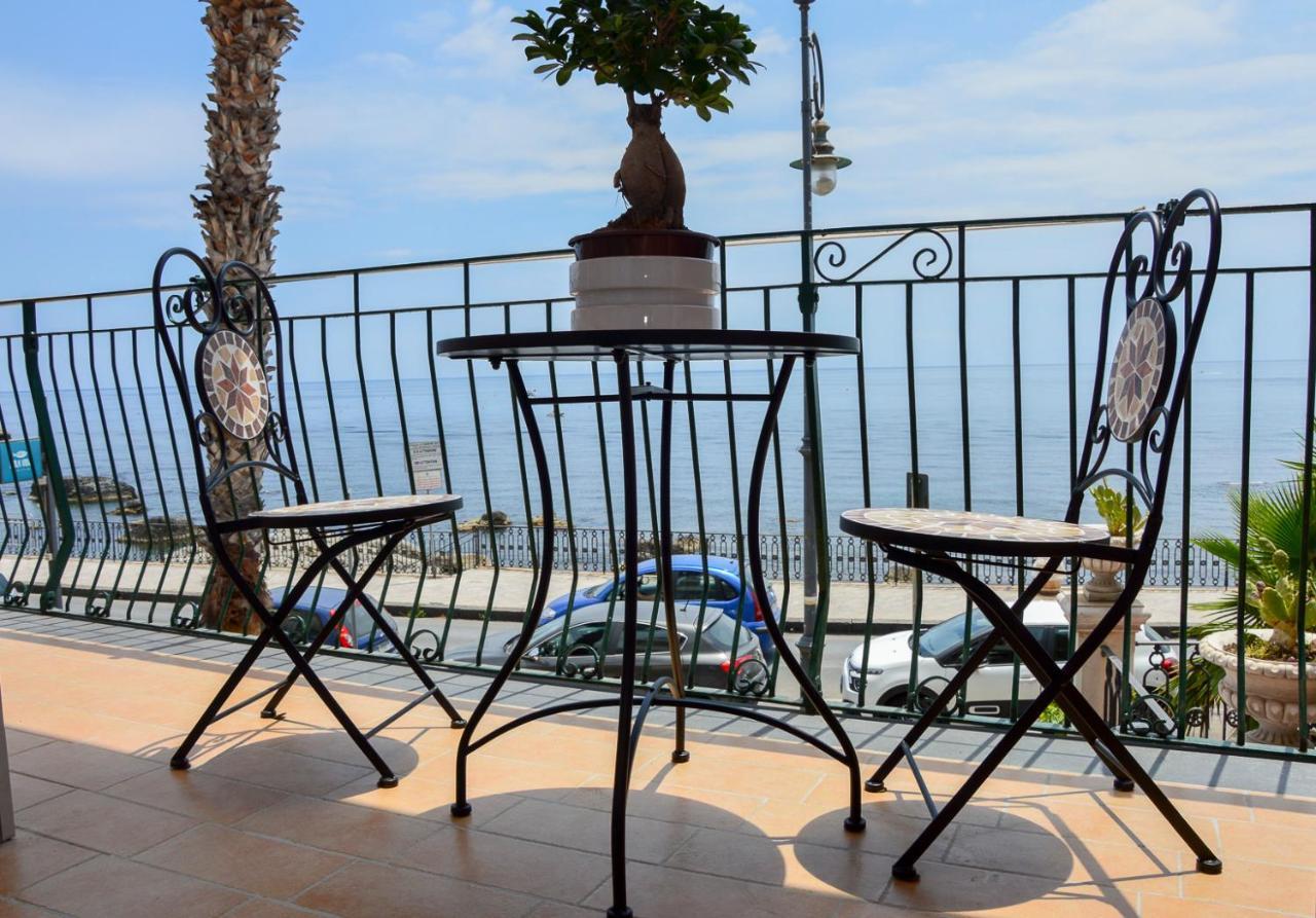 Sun Sea House Taormina Daire Giardini Naxos Dış mekan fotoğraf